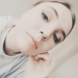 Meet your Posher, Helena